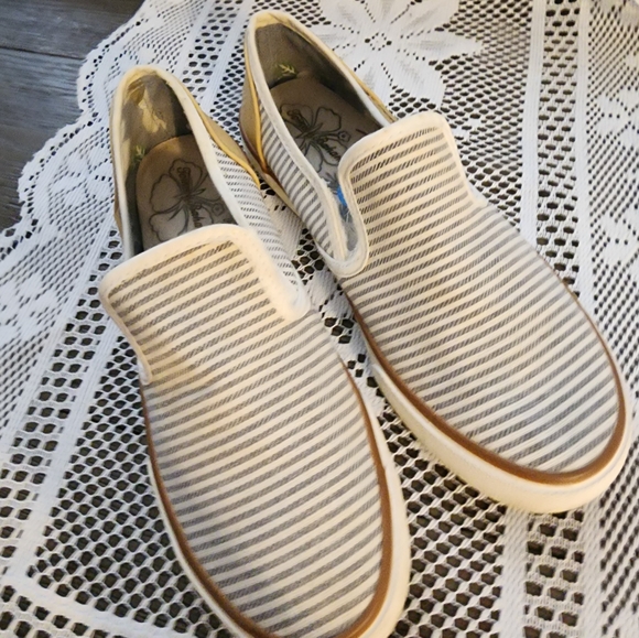 TOMMY BAHAMA STRIPED SNEAKERS SIZE 7.5 - Picture 10 of 10